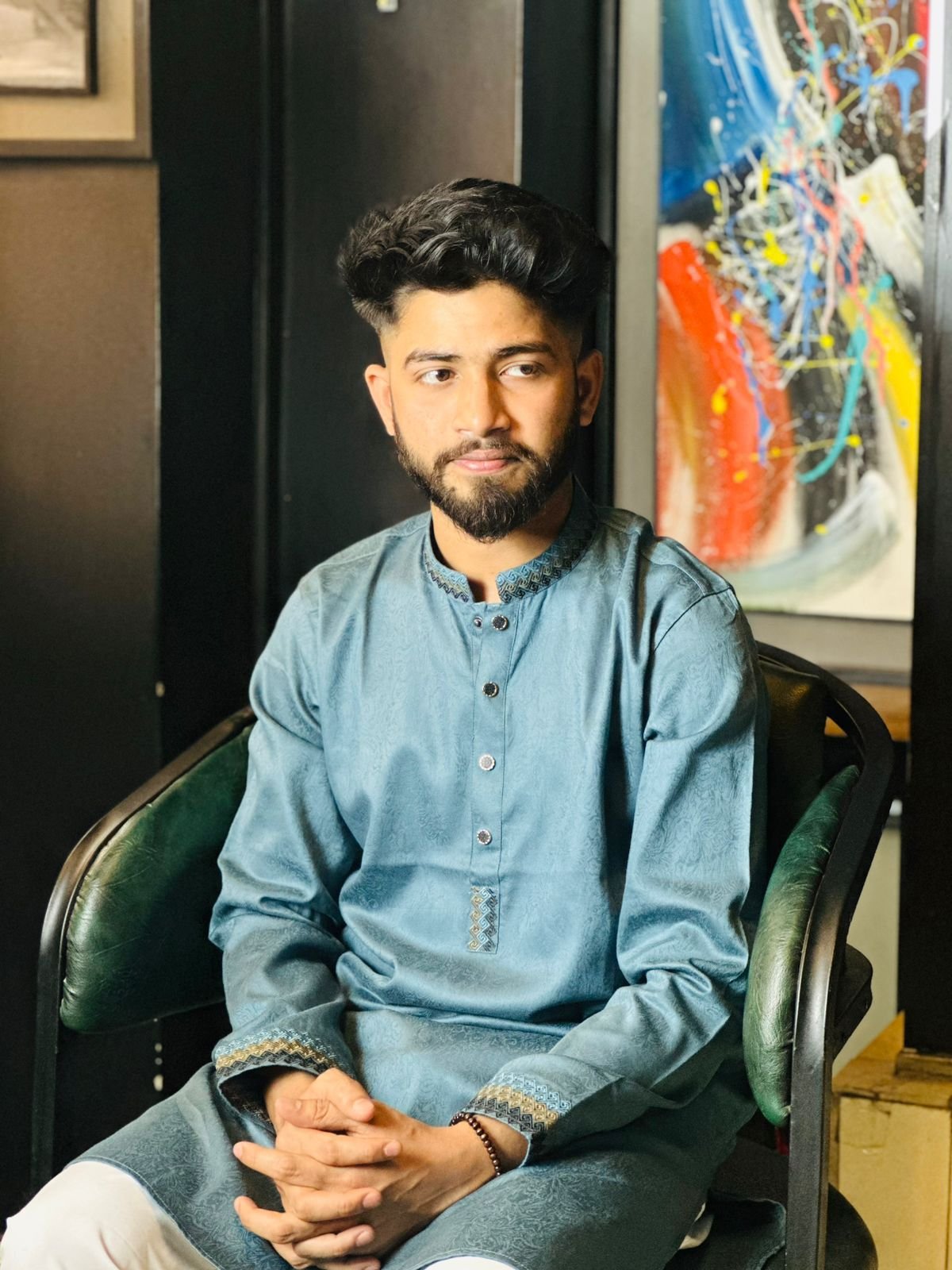 cec6c555-e5bd-45c6-9c7c-f558471cd9b1